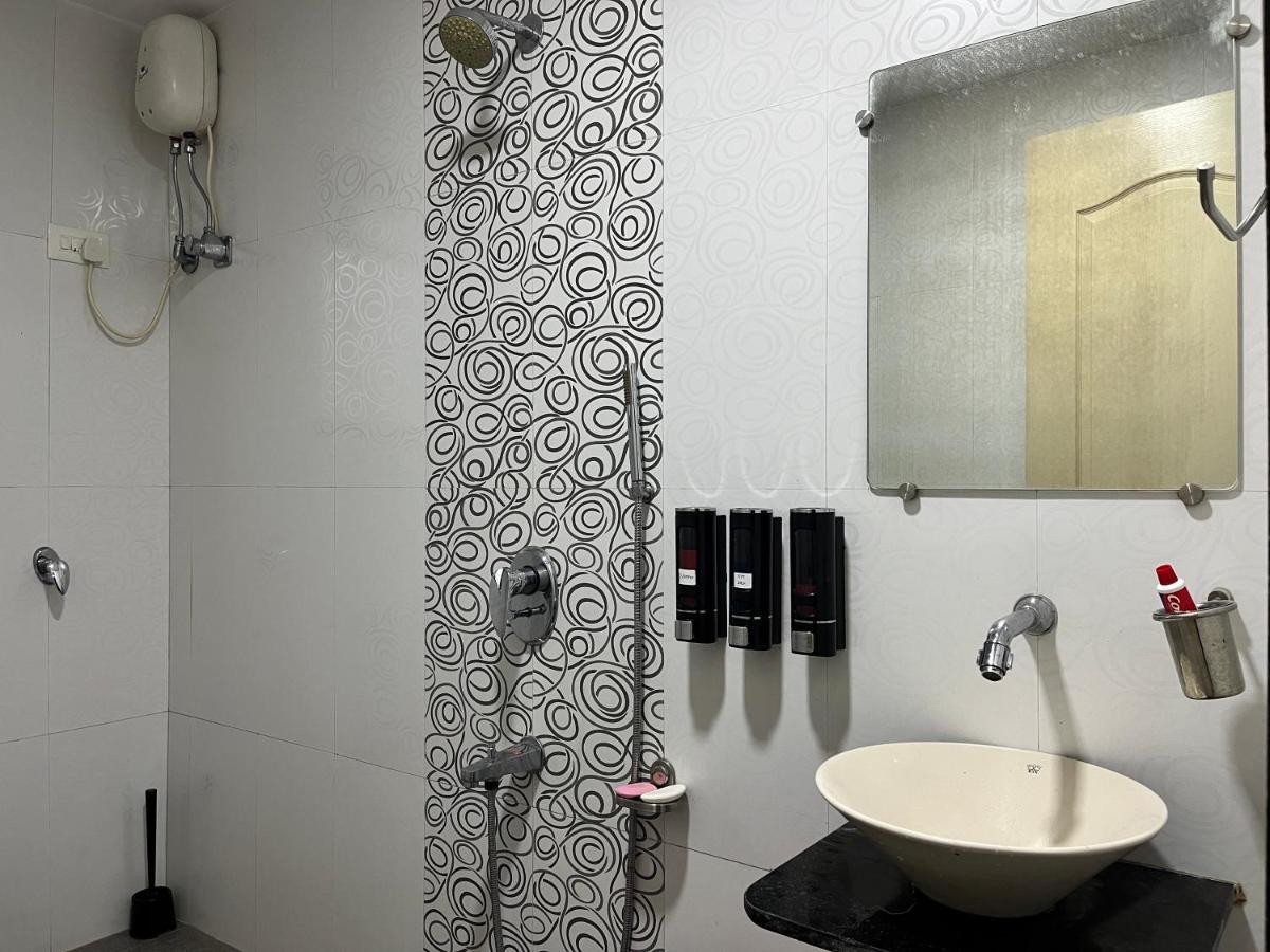 Tranquil : 3Bhk Spacious Villa In Gold Valley Lonavala Extérieur photo